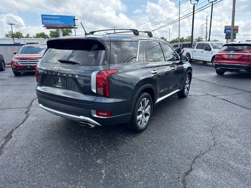Used 2020 Hyundai Palisade SEL w/ Convenience Package FWD image 3