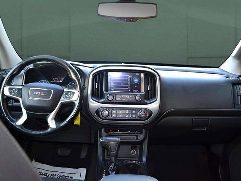 Used 2018 GMC Canyon SLE w/ SLE Convenience Package image 25