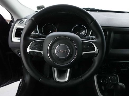 Used 2018 Jeep Compass Latitude w/ Popular Equipment Group AWD/4WD image 16