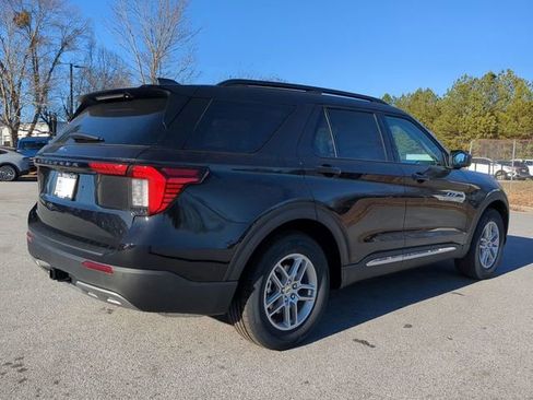 New 2025 Ford Explorer Active w/ Active Comfort Package image 4