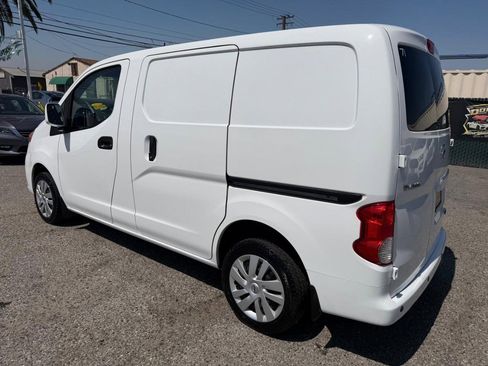 Used 2021 Nissan NV200 SV w/ Back Door Glass Package FWD image 9