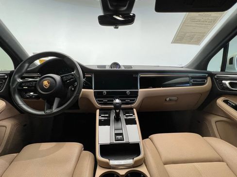 Certified 2023 Porsche Macan Turbo AWD/4WD image 6