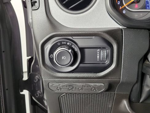 Used 2024 Jeep Wrangler Unlimited Sport AWD/4WD image 26