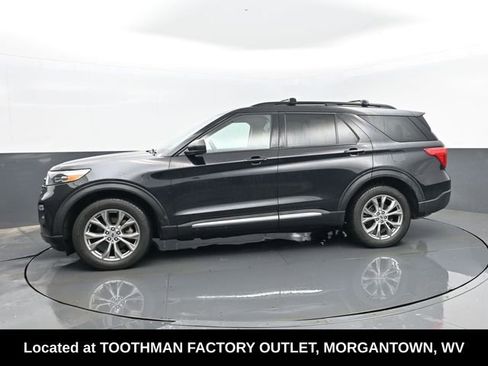 Used 2020 Ford Explorer XLT w/ Equipment Group 202A image 5