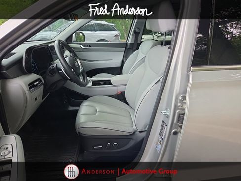 Used 2024 Hyundai Palisade SEL AWD/4WD image 3