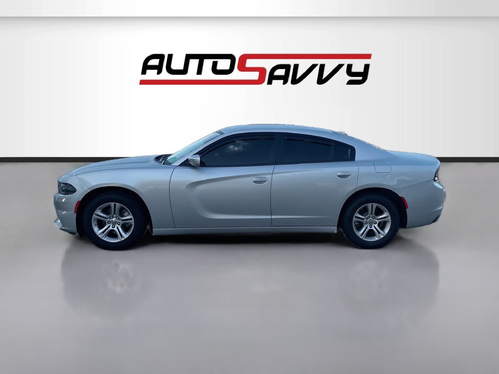 Used 2022 Dodge Charger SXT RWD image 4