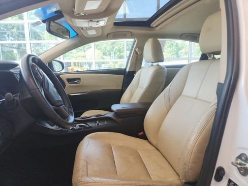 Used 2016 Toyota Avalon XLE Premium FWD image 20