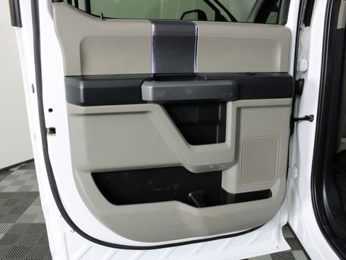 Used 2022 Ford F350 XLT w/ XLT Value Package image 30