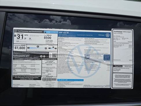 New 2026 Volkswagen Taos SE FWD image 22