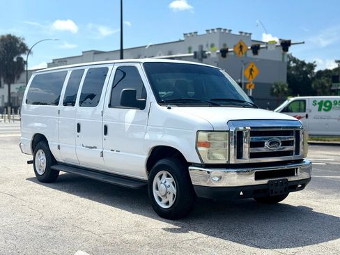 Used 2011 Ford E-150 and Econoline 150 E-150 XL image 7