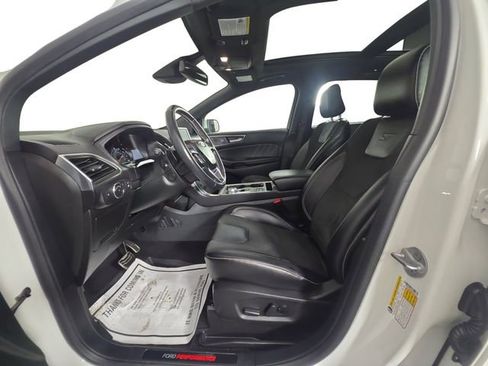 Used 2022 Ford Edge ST w/ Equipment Group 401A image 9