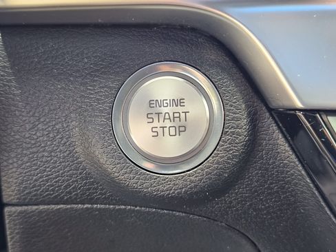 Used 2024 Kia Telluride SX w/ Towing Package FWD image 24