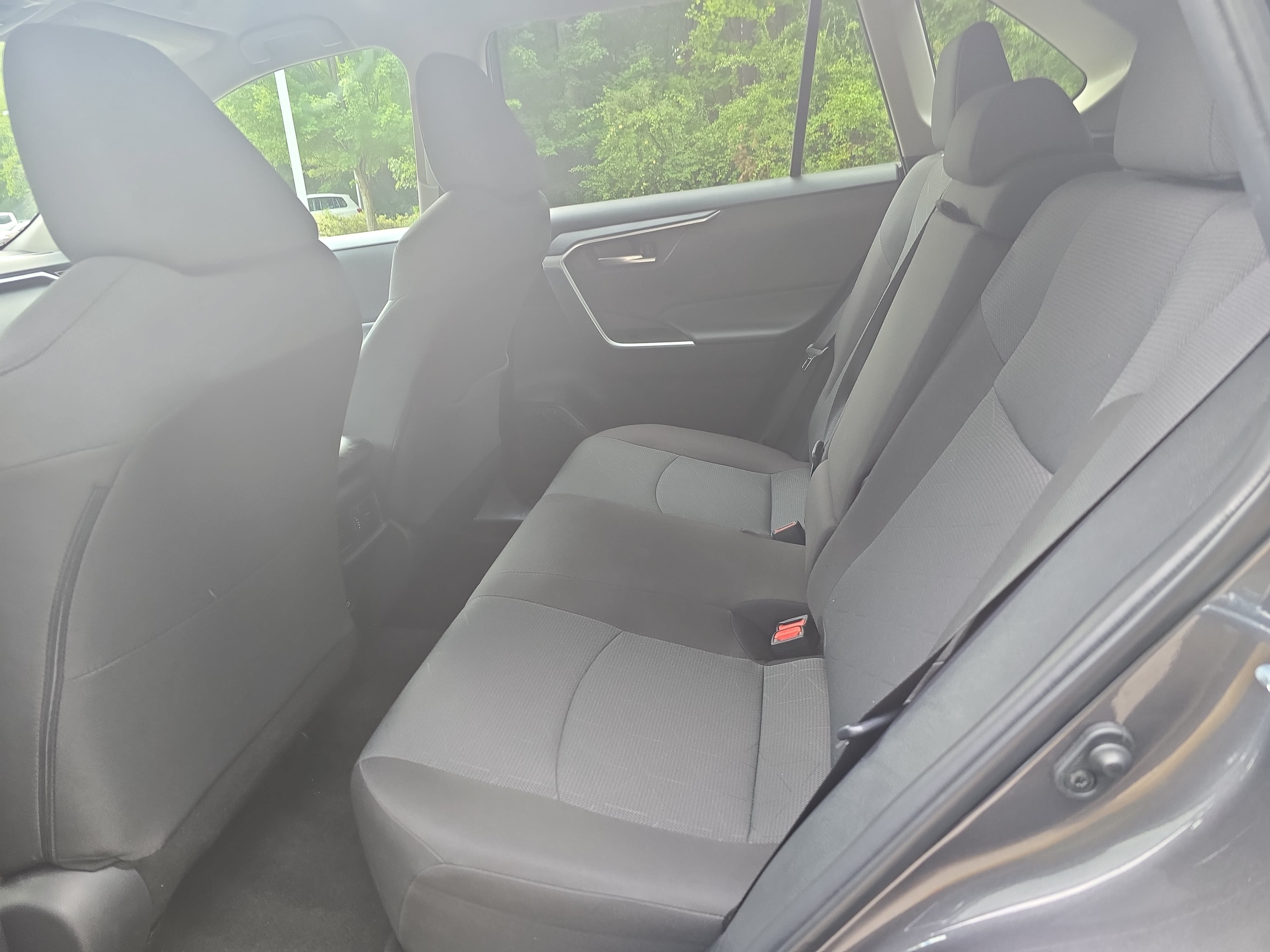 Used 2025 Toyota RAV4 XLE FWD image 13