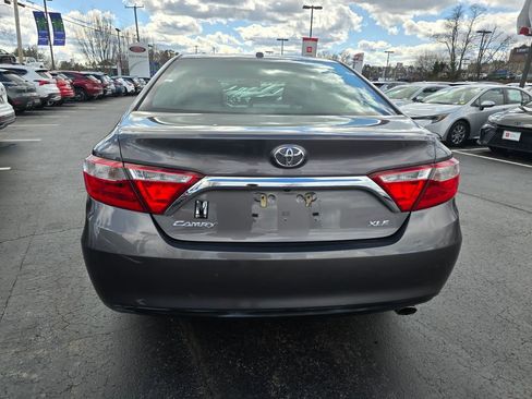 Used 2017 Toyota Camry XLE w/ Moonroof Package image 6