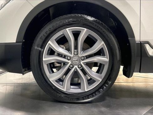 Used 2020 Honda CR-V Touring image 9