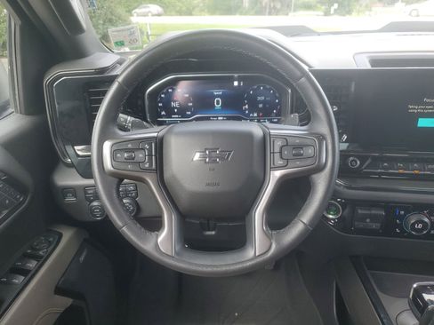 Used 2023 Chevrolet Silverado 1500 ZR2 AWD/4WD image 13