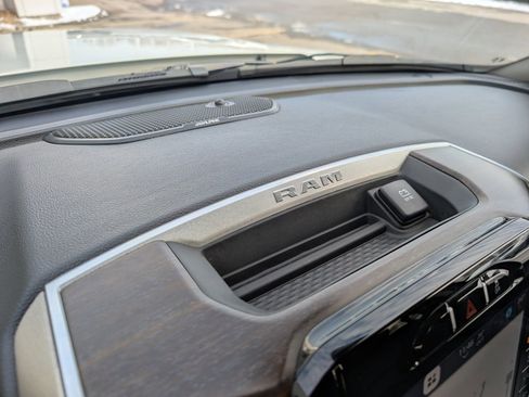 Used 2024 RAM 2500 Laramie image 31