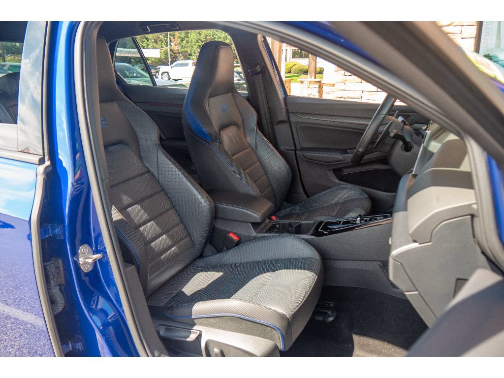 Used 2024 Volkswagen Golf R AWD/4WD image 15