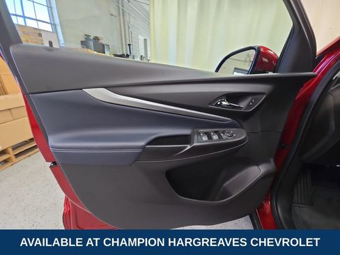 Certified 2023 Chevrolet Bolt EUV Premier FWD image 30