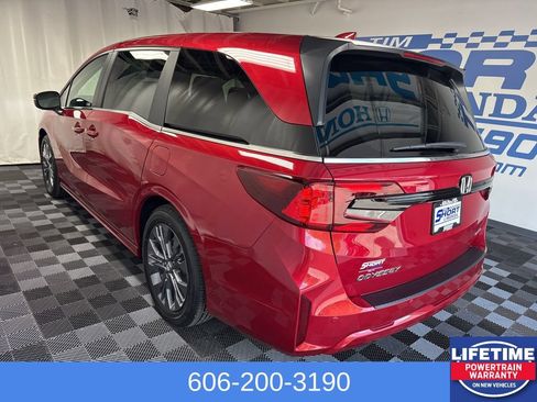 New 2026 Honda Odyssey Touring image 8