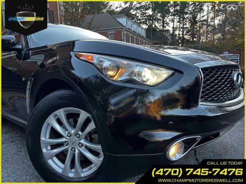 Used 2017 INFINITI QX70 2WD w/ Premium Package image 6