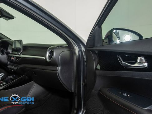 Used 2020 Kia Forte GT image 35