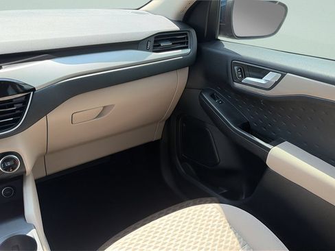 Used 2020 Ford Escape SE FWD image 21