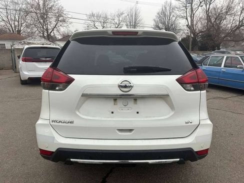 Used 2020 Nissan Rogue SV FWD image 7