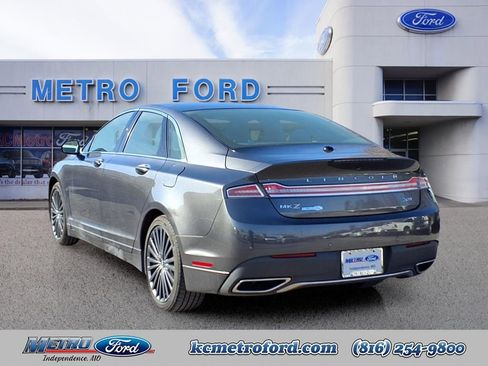 Used 2017 Lincoln MKZ Reserve FWD image 6