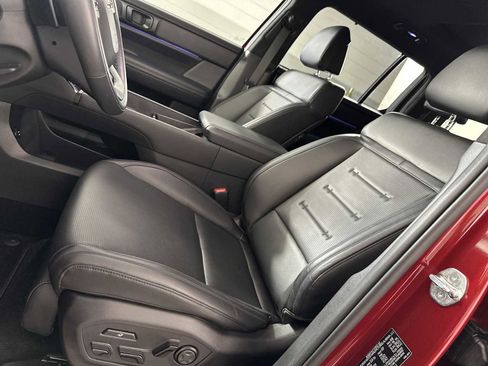 Used 2025 Hyundai Santa Fe Calligraphy w/ Tow & Go Package FWD image 11