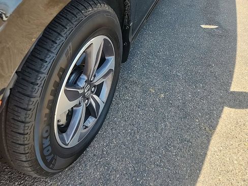 Used 2018 Honda Odyssey Touring image 8