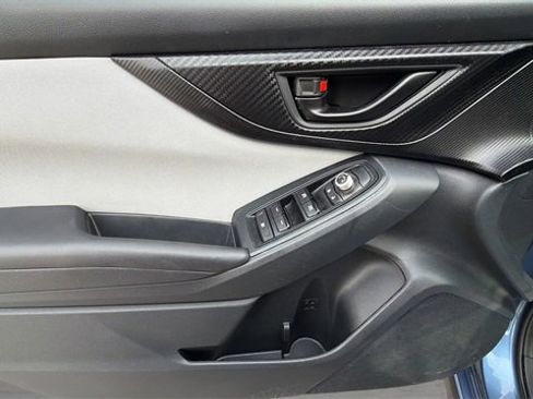 Used 2020 Subaru Crosstrek 2.0i Premium image 17