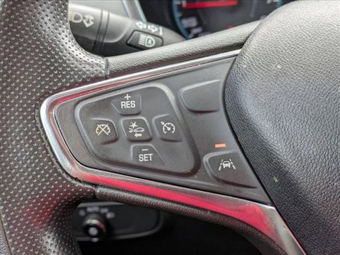 Used 2021 Chevrolet Equinox LS image 8