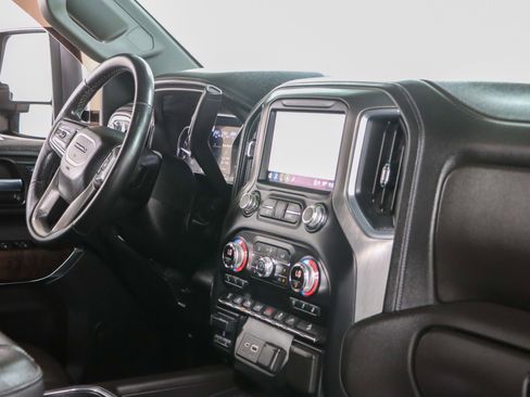 Used 2021 GMC Sierra 2500 Denali w/ Denali Ultimate Package AWD/4WD image 29