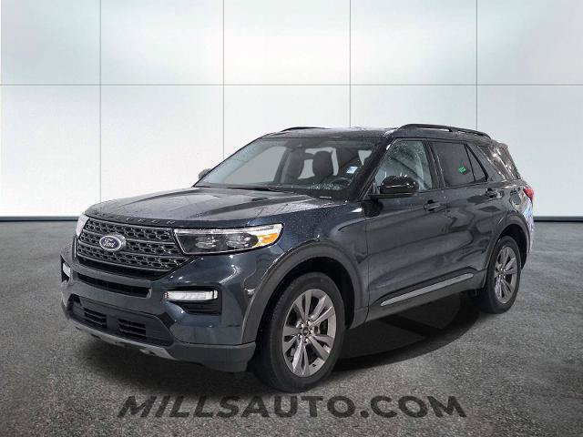 Certified 2024 Ford Explorer XLT w/ Equipment Group 202A AWD/4WD image 2