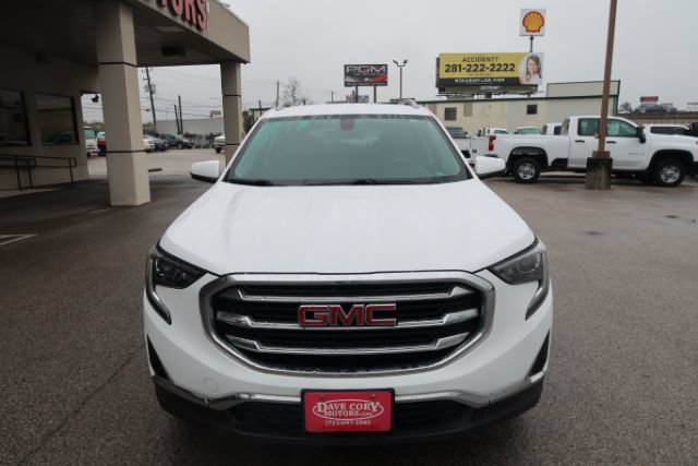 Used 2019 GMC Terrain SLT w/ Preferred Package FWD image 2