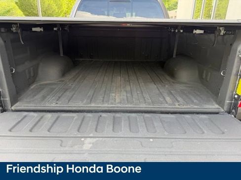Used 2017 Toyota Tundra Limited w/ Limited Premium Package AWD/4WD image 41