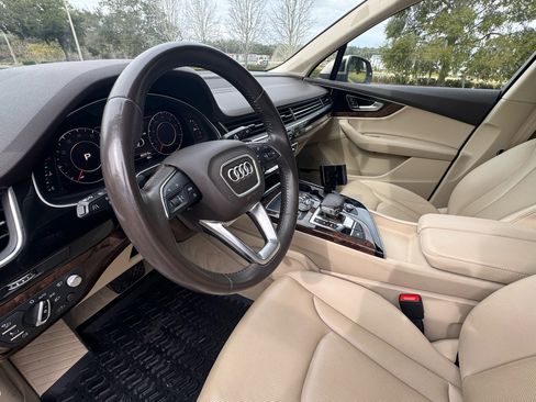 Used 2018 Audi Q7 3.0T Prestige image 32