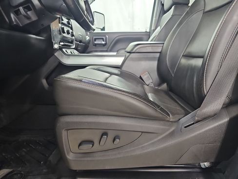 Used 2019 Chevrolet Silverado 2500 LTZ w/ Duramax Plus Package AWD/4WD image 34