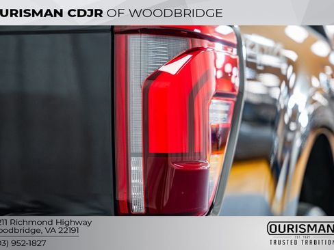 Used 2024 Ford F150 Lariat AWD/4WD image 7