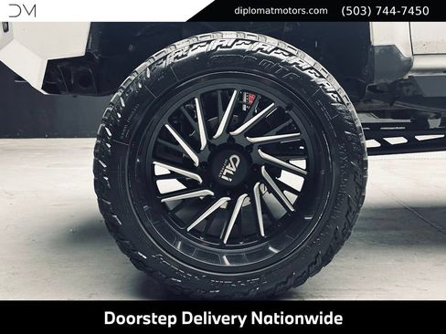 Used 2017 Chevrolet Silverado 2500 LT AWD/4WD image 33
