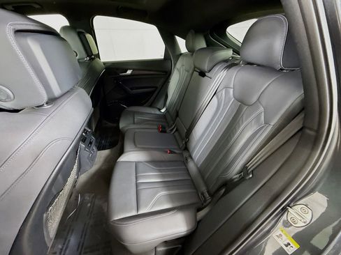Certified 2023 Audi Q5 2.0T Premium w/ Convenience Package image 20