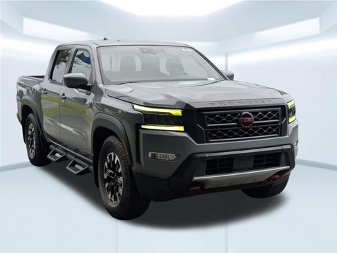 Used 2023 Nissan Frontier Pro-X w/ Tow Package RWD image 8