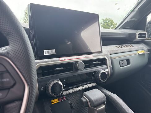 New 2025 Toyota Tacoma Trailhunter image 25