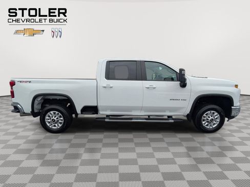 Used 2025 Chevrolet Silverado 2500 LT w/ Convenience Package AWD/4WD image 6