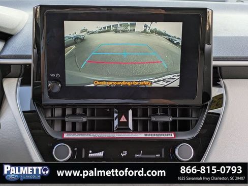 Used 2024 Toyota Corolla Cross L image 21