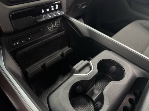 Used 2019 RAM 1500 Big Horn AWD/4WD image 27