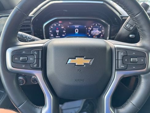 Used 2024 Chevrolet Silverado 1500 LT AWD/4WD image 16