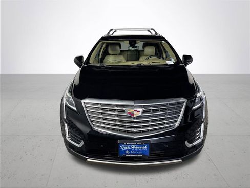 Used 2018 Cadillac XT5 Platinum w/ Driver Assist Package image 3