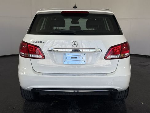 Used 2017 Mercedes-Benz B 250e image 10